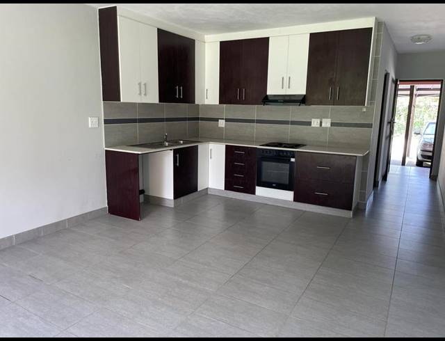 2 BEDROOM PROPERTY TO RENT IN PRESTBURY